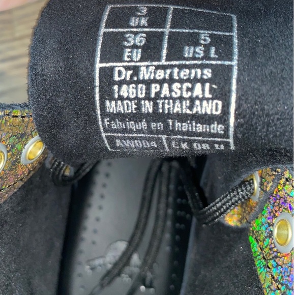 NWT Dr. Martens Iridescent Gold Pascal Boots Shoes - Picture 6 of 7